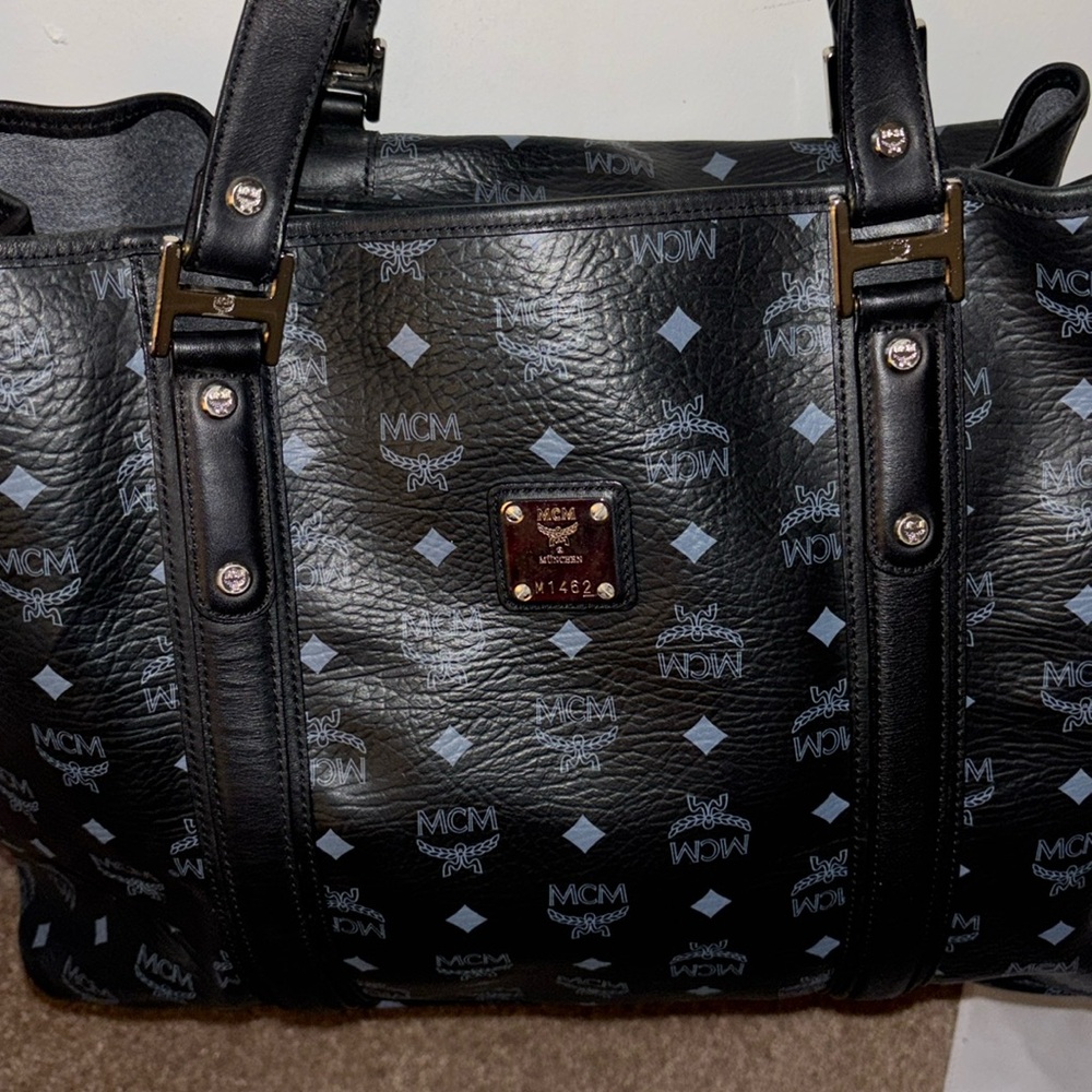 Authentic (Pre-Loved) MCM X-Large Tote Bag